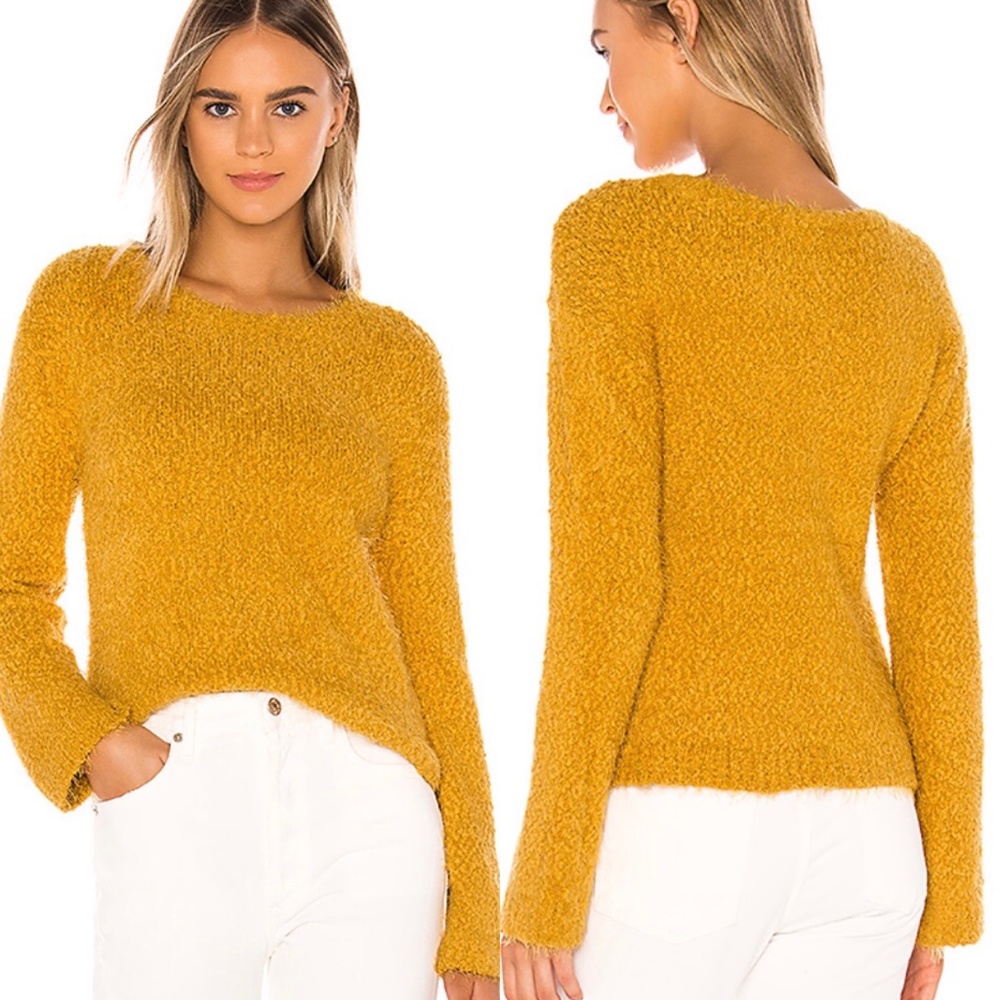 BB Dakota Get a Crew Sweater. Harvest Yellow. Size Large. NWOT